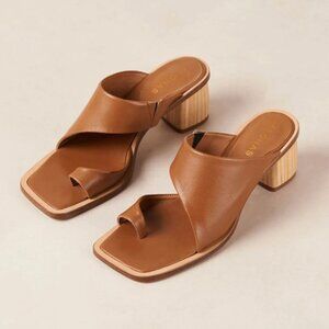 ALOHAS Josie Toe Ring Sandals Size 35 5 Block Heel Brown Leather NEW